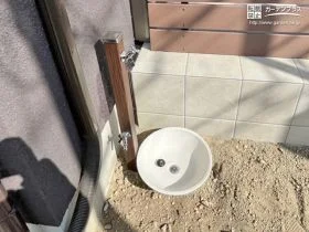 お庭のお手入れに便利な立水栓