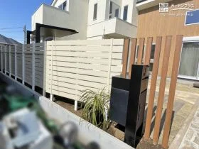 お住まいの外観に合わせた目隠しフェンス[施工後]