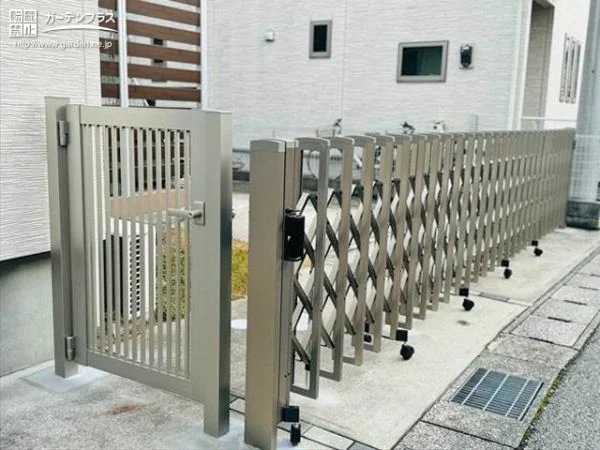 No.22413 エクステリアだけでクローズ化しお住まいのセキュリティ性を高める工事[施工後]