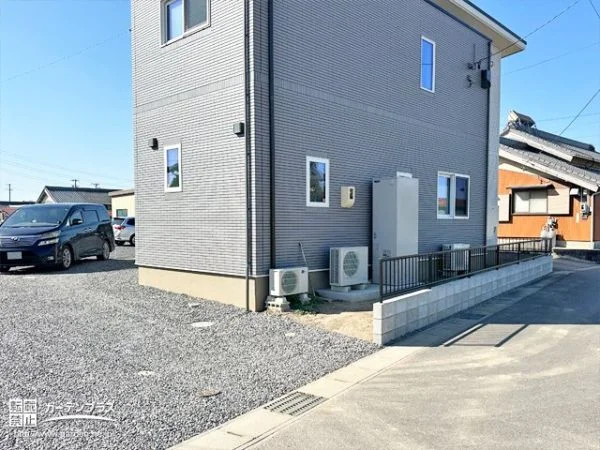 No.22468 広い敷地に合わせた雑草対策で快適に過ごせる新築外構[施工後]