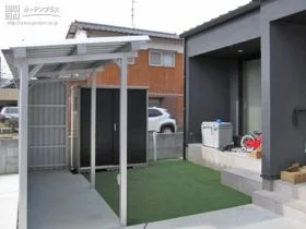 ガルバリウム屋根が利便性を高めるお庭[施工後]