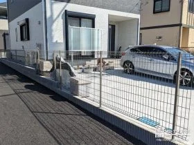 道路に近いお住まいでも安心して暮らせるフェンス設置工事