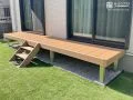 お庭や部屋同士の動線を確保するウッドデッキ
