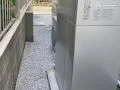 雑草のお手入れを軽減させる砂利敷き