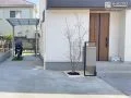 調和のとれたシンプルな美しさを感じられる新築外構