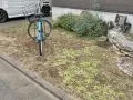 【施工前】未舗装だった駐輪スペース