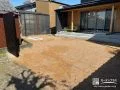 天然芝を張るための準備をしたお庭