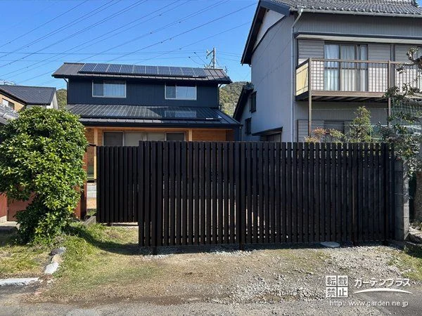 お庭づくりに集中できる目隠しフェンス設置工事