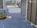 フラットで行き来のしやすい駐車スペース