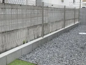 お住まいの境界を明示するメッシュフェンス[施工後]