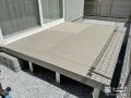お庭幅いっぱいに広がるウッドデッキ
