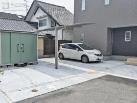 大切な愛車を清潔に停められる駐車スペースの舗装工事