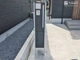 シンプルモダンな機能門柱[施工後]