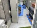 土間コンクリートでフラットに舗装した歩きやすい犬走り