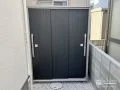 広い開口部が荷物の出し入れがしやすい物置