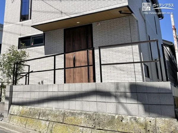 スタイリッシュモダンな境界塀