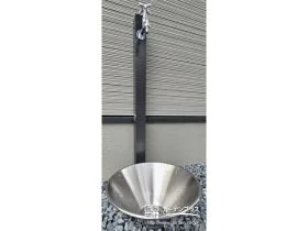 シンプルスタイリッシュな立水栓[施工後]