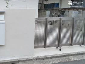 パネルデザインがスタイリッシュな伸縮門扉[施工後]