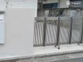 パネルデザインがスタイリッシュな伸縮門扉