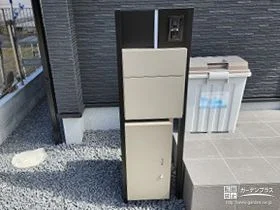 留守中の荷物も安心して受け取れる機能門柱[施工後]