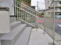 飛び出し防止用の境界フェンス設置工事