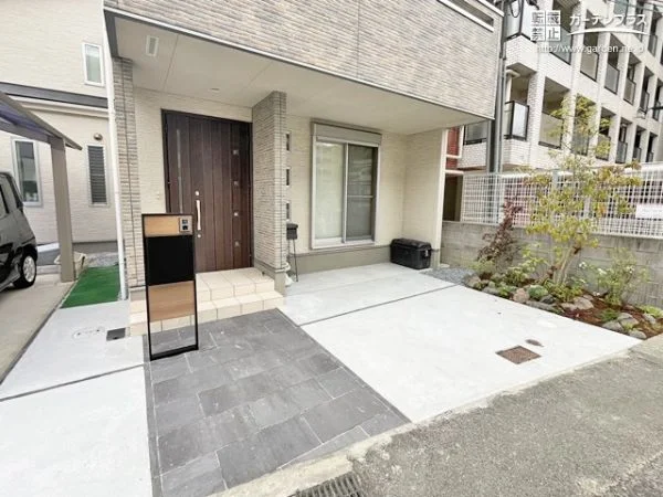 お住まいを引き立てる上品で洗練された印象の外構リフォーム工事