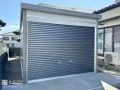 中での作業もしやすいシャッターガレージの設置工事