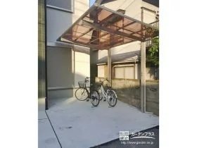 風の揺れを軽減するサポート柱付きのカーポート[施工後]