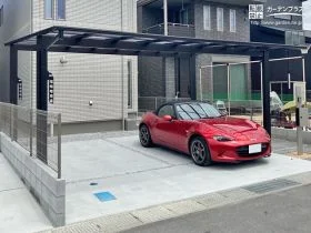 シンプルでスタイリッシュな駐車スペース[施工後]