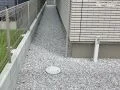 水たまり対策にもなる砂利敷き