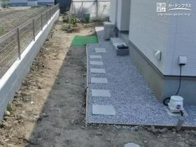 お住まいの敷地境界線を明示するメッシュフェンス[施工後]