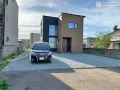 草むしりのメンテナンスの手間が大幅に軽減する砂利敷き工事