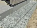 防犯対策にもなる犬走り