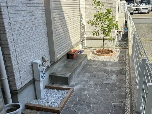 管理しやすいお庭の舗装とサイクルポート設置工事