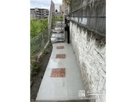 玄関アプローチに土間コンクリート打設[施工後]