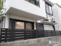 目隠しをローメンテナンスで叶えるフェンスの設置工事