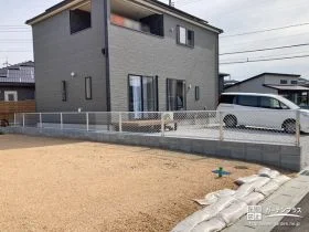 お住まいを引き立てるアメリカンフェンス[施工後]