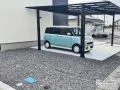 建物の大きさとバランスを取りながら設計したスタイリッシュな駐車スペース