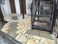 高級感のある石貼りで雑草対策をしたアプローチリフォーム工事
