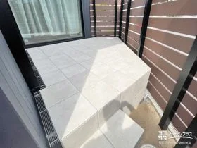 お庭での過ごし方の可能性が一気に広がるタイルデッキ[施工後]