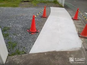 砂利と土間コンクリートで快適な駐車スペースリフォーム工事