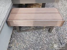 ウッドデッキからのアクセス性を高めるウッドステップ[施工後]