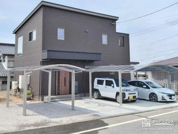 今後お車が増えても安心の新築外構