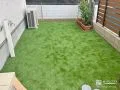 お子様の遊び場にぴったりな人工芝