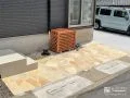 お住まいをぱっと明るく引き立てる乱形石貼り