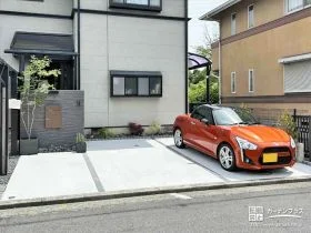 殺風景にならないようにデザインを工夫した駐車スペース増設工事