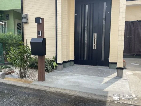 隣接する駐車スペースの出入りもスムーズな門周りリフォーム工事