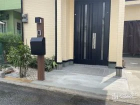 隣接する駐車スペースの出入りもスムーズな門周りリフォーム工事