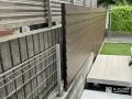 内外どこから見ても美しい両面木目調の目隠しフェンス