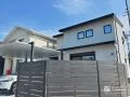 お住まいと調和する機能的でモダンな新築外構